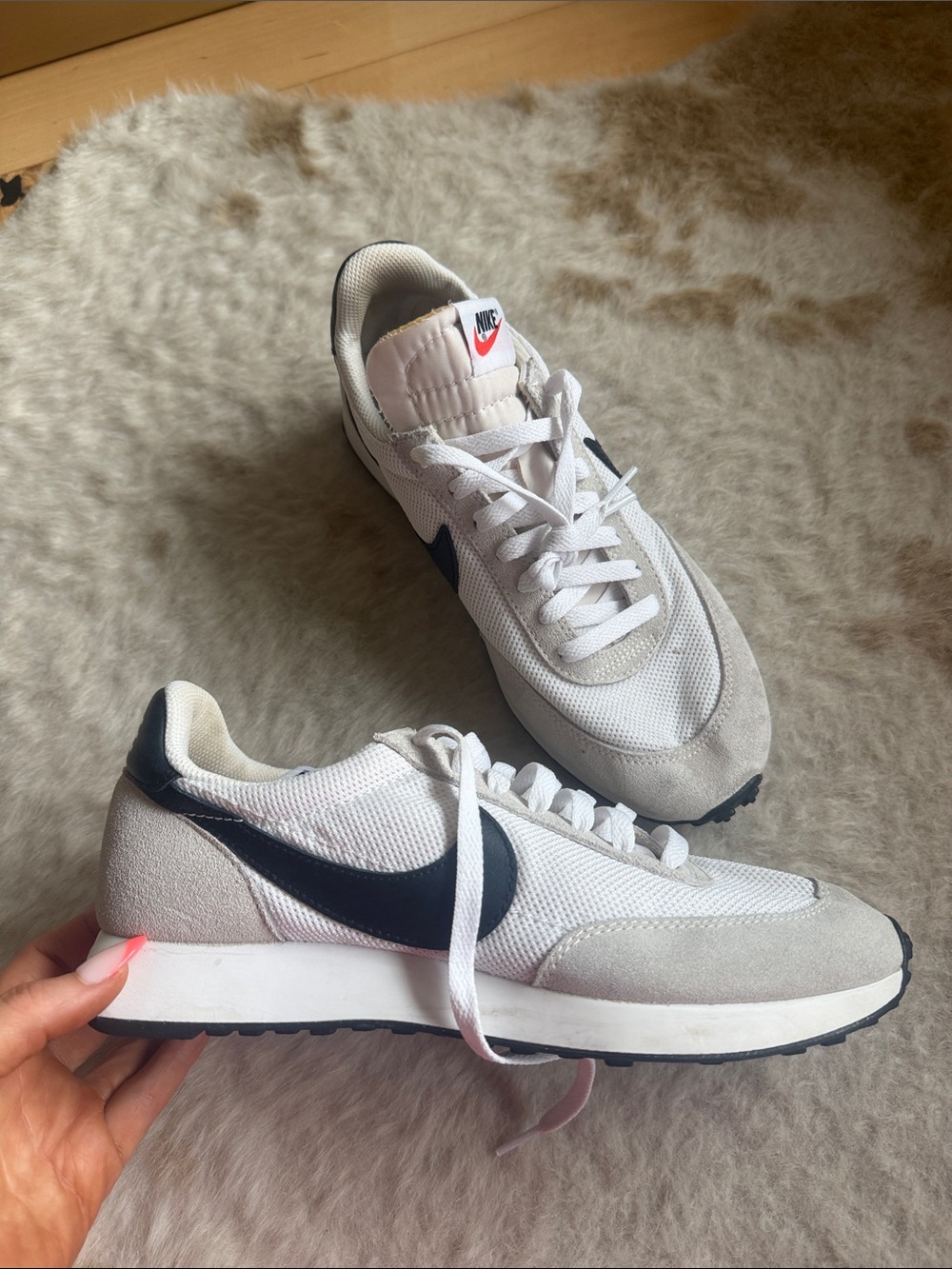 Nike White Gray Black Swoosh Retro Runner Sneakers